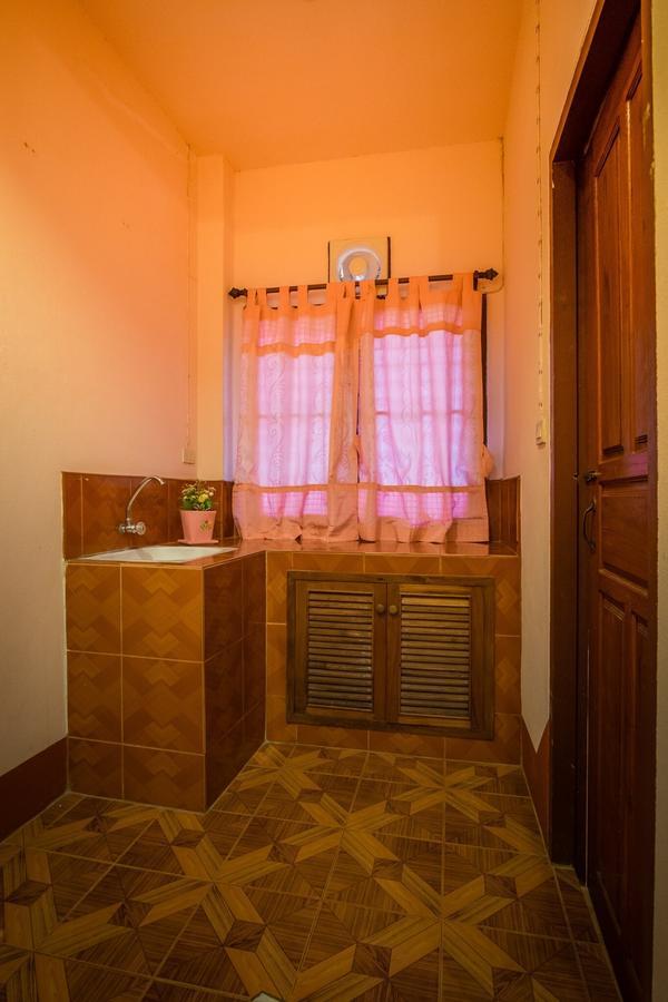 Отель Happy In Пай Экстерьер фото